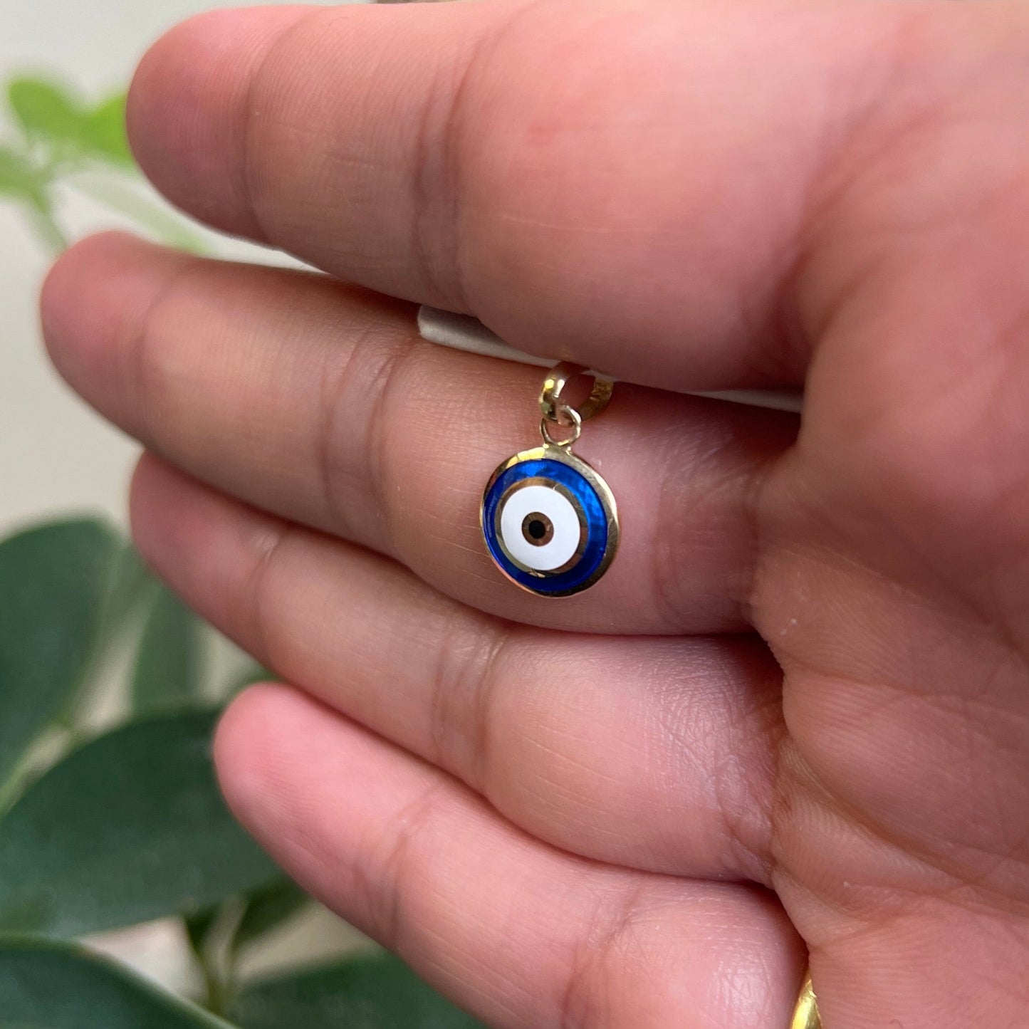 Evil Eye pendant in 14kt